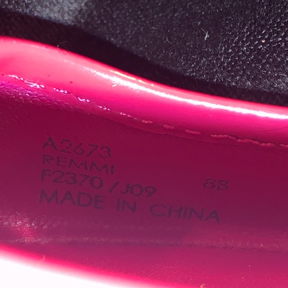 Patent Leather Pink Coach Flats w/Fabric sides.8 - Picture 7 of 9